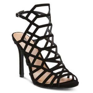 Black Strappy Front Heels Silver Hardware Size 8 EUC w/ Box